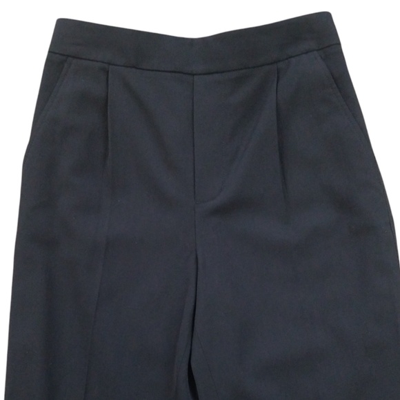 Vince Women's V3708-21282 Black Pull On Pleated Crop Pants Size Medium NWOT - Picture 3 of 14